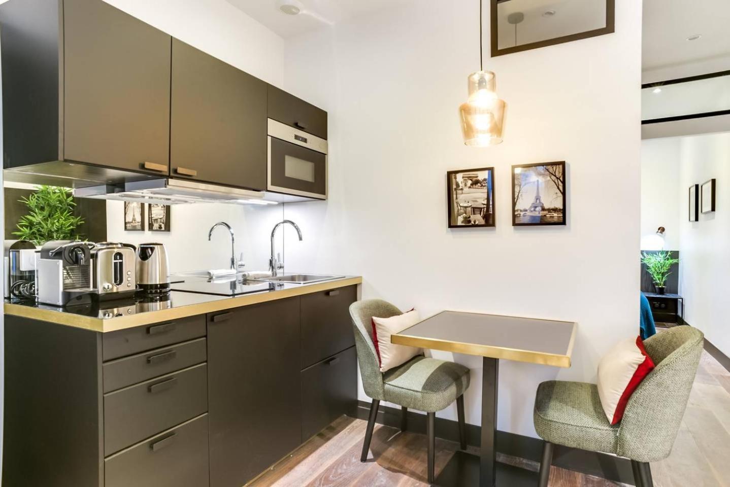 Guestready - Magnifique Studio Near Eiffel Tower Appartamento Parigi